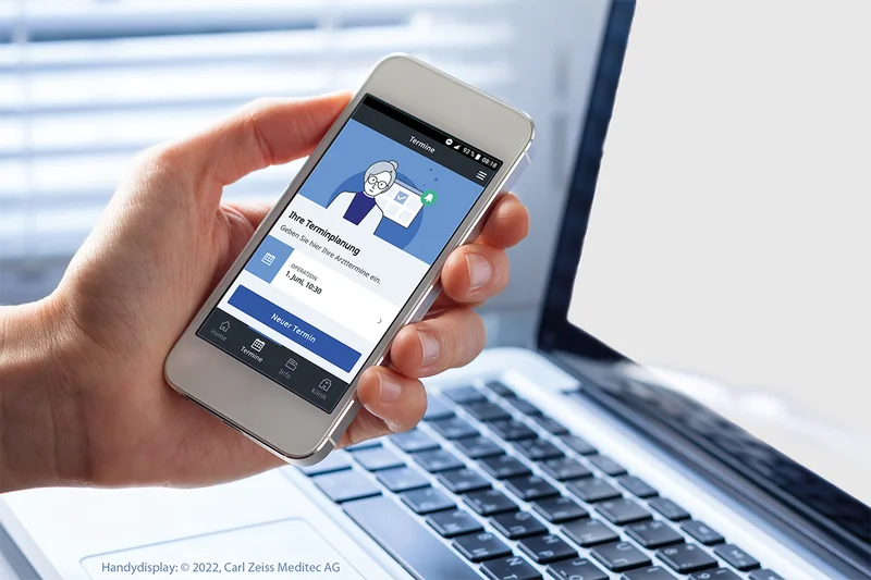 Smartphone mit medizinischer App zur Terminplanung – intuitive Benutzeroberfläche