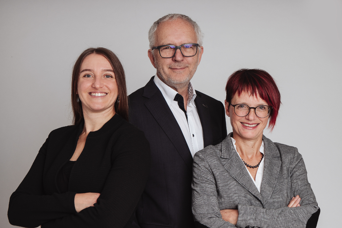 Die Geschäftsführung von eDok 2024: Lena Maier und Kerstin Menge übernehmen von Joachim Eisenrieth